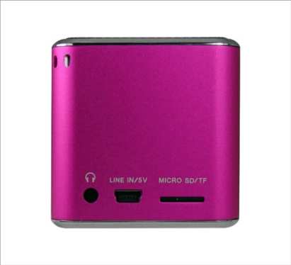 ขาย ลำโพงพกพาขนาดเล็ก คุณภาพเสียงดี เบสสนั่น มีแบตในตัว สามารถเล่นเพลงจาก Micro SD ได้โดยตรง ต่อผ่าน AUX in เพื่อฟังเพลงจากมือถือได้ 5สีสันสดใส