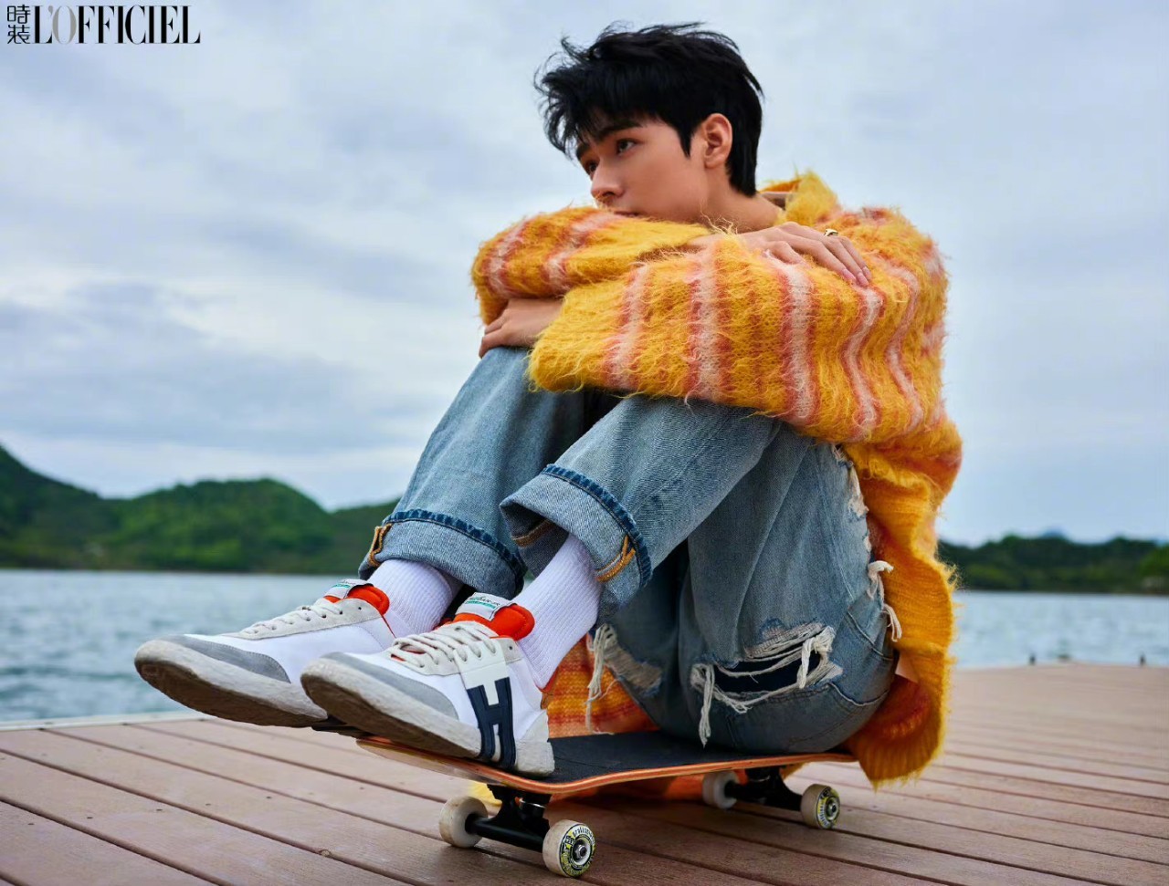 นิตยสาร L'OFFICIEL กงจวิ้น ฉบับเดือน 6/2022