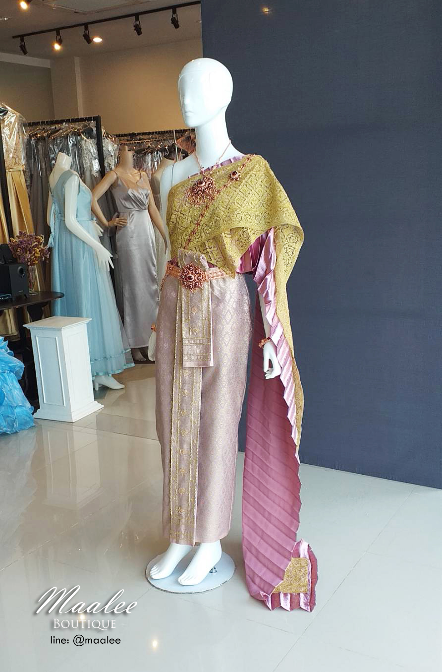 พร้อมเช่า ชุดแต่งงานไทยประยุกต์ สไบสีชมพูกลีบบัว (ราคาเช่าเป็นคู่)