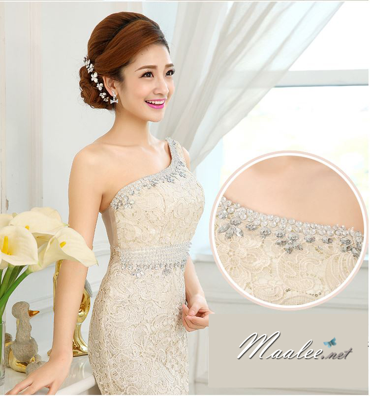 พร้อมส่ง ชุดราตรียาว เกาะอก ไหล่เดียว สีน้ำเงิน ลูกไม้ทั้งตัวเข้ารูป แต่งคริสตัล ด้านหลังเป็นซีทรู