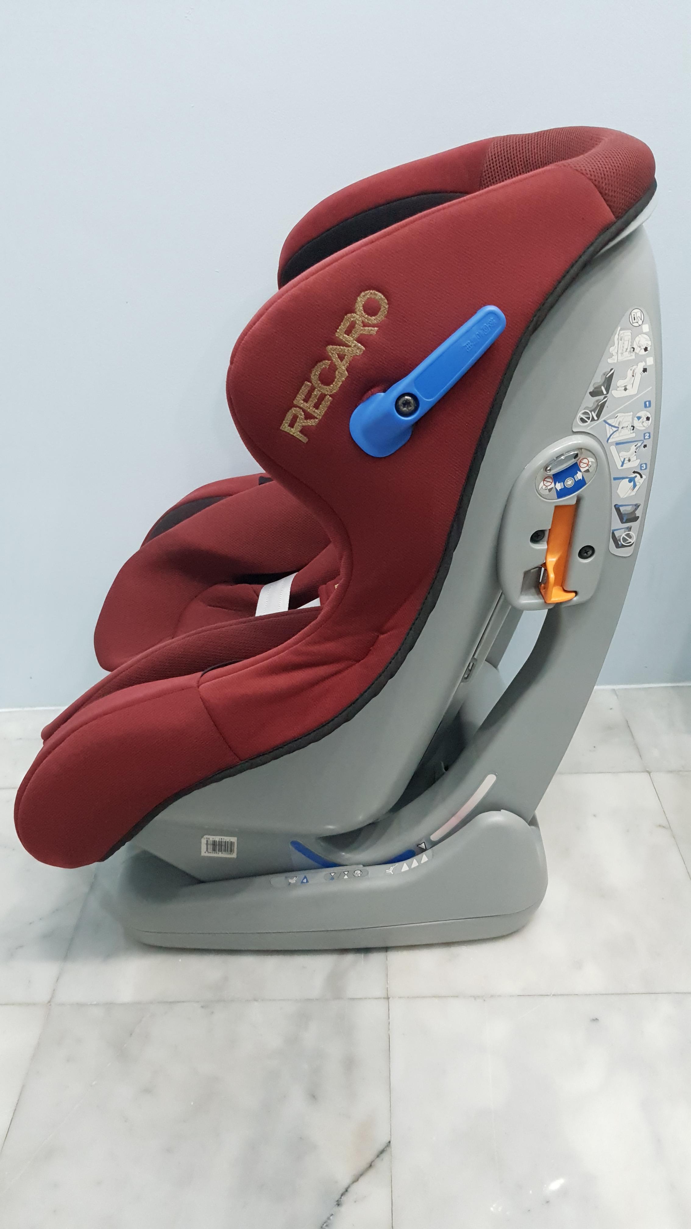 RECARO รุ่น Start +i สีแดงขอบทอง