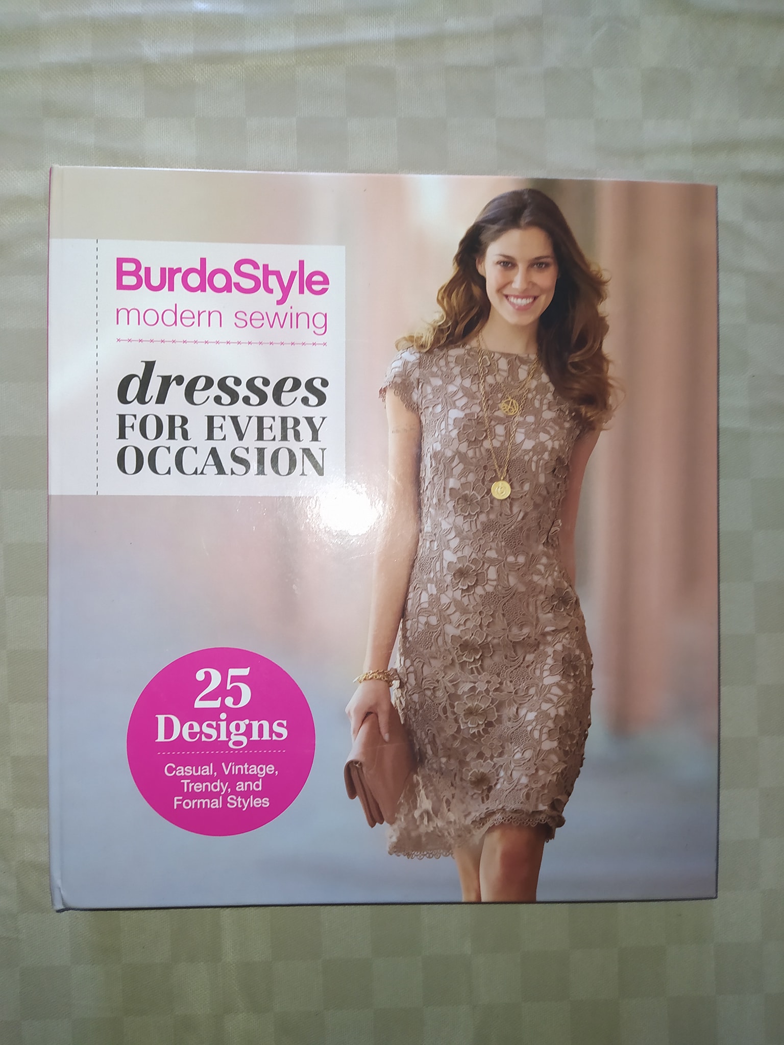 หนังสือ BurdaStyle Modern Sewing : Dresses for Every Occasion
