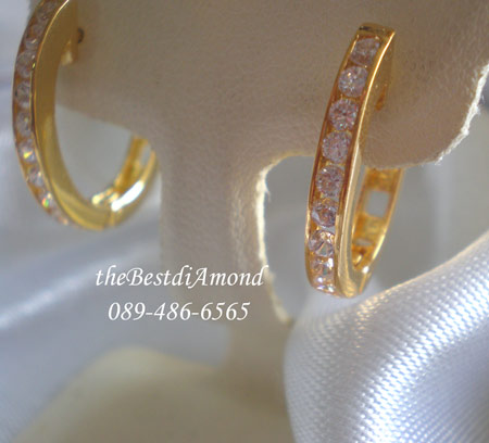 หมดค่ะ BE427ต่างหูห่วงขนาดกลาง แบบวงรี สาวๆที่ไม่ชอบต่างหูห่วงขนาดใหญ่ แบบกลางมาแล้ว ใส่แล้วดูดี มีสไตน์มากค่ะ ใส่กับชุดได้สวยทุกชุด ต้องมีเก็บไว้นะคะ