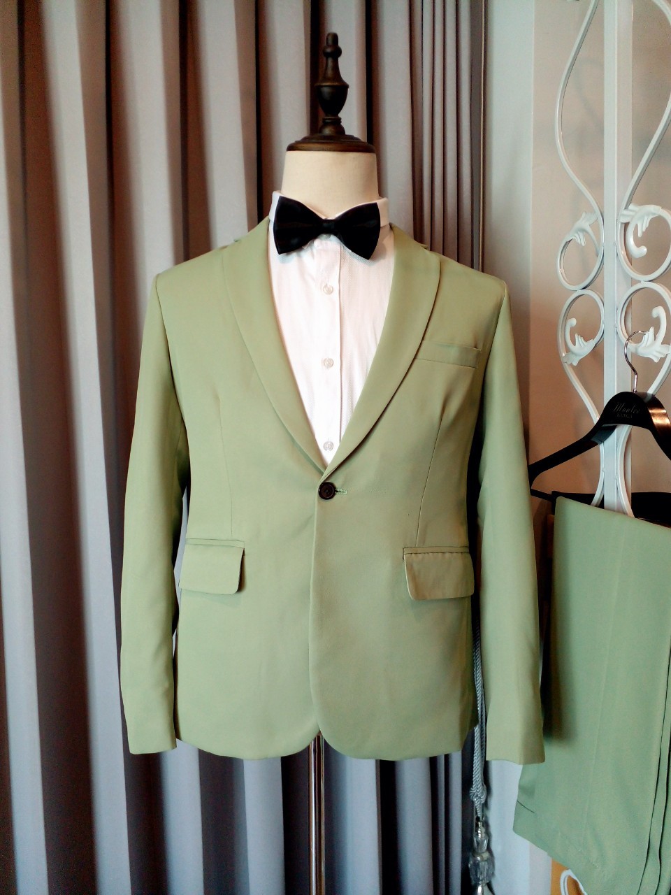 พร้อมเช่า ชุดสูทชาย สีชาเขียว งานตัดสูทพลัสไซส์ (ไม่มีกั๊ก)