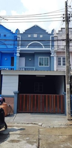 ขายทาวน์เฮ้าส์หมู่บ้านกรุงทอง 2 ชั้น 2 ห้องนอน 1 ห้องน้ำ รีโรเวทใหม่ พร้อมเข้าอยู่