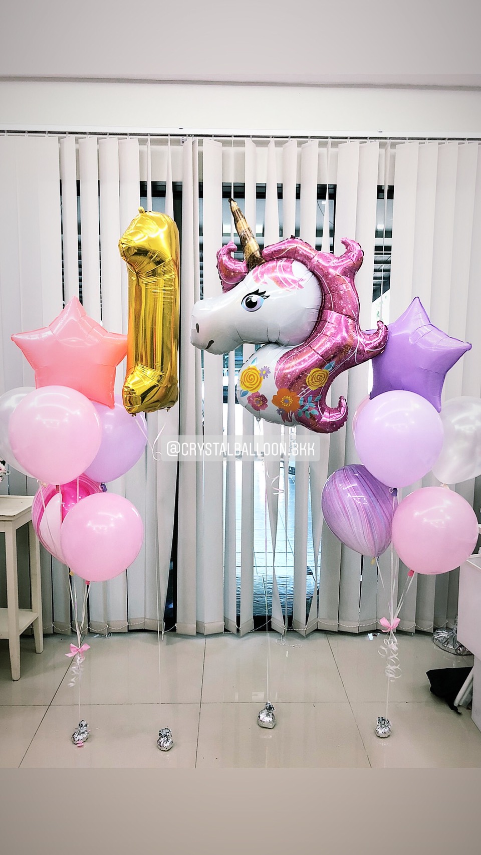 ลูกโป่ง วันเกิดเด็ก ฟอยล์ Unicorn ใหญ่ 1 ชิ้น พร้อม ฟอยล์ตัวเลข ขนาด 40" 1 ชิ้น พร้อม ช่อลูกโป่งฟอยล์ดาว ขนาด 24" ช่อ 6 ลูก 2 ช่อ,ลูกโป่งลายหิน 2 ลูก พร้อมตกเเต่ง สามารถเปลี่ยนสีลูกโป่ง/เปลี่ยนสี-ฟอยล์ตัวเลข/เปลี่ยนฟอยล์ตกแต่งได้