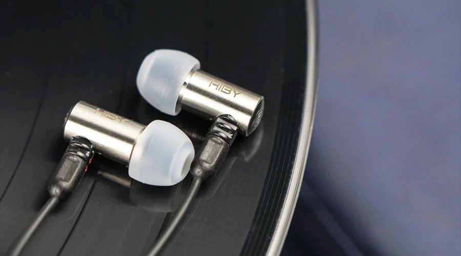 HiBy Thor หูฟัง 2 ไดรเวอร์ 1BA+1DD มาในธีมเทพเจ้าสายฟ้า