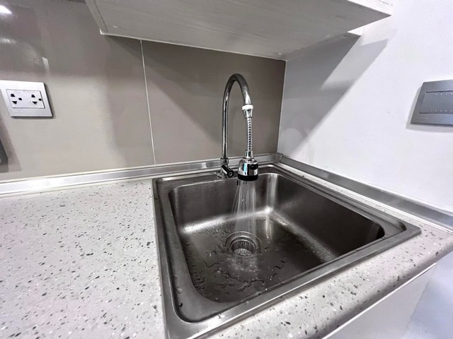 ให้เช่าคอนโด แอทโมซ แจ้งวัฒนะ ตึกB 22.79 ตร.ม.วิวสวน เฟอร์ครบ มีเครื่องซักผ้า ใกล้โลตัสแจ้งวัฒนะ