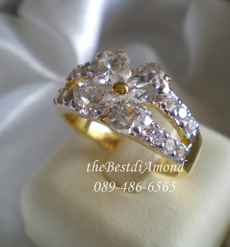 BR508+++แหวนหัวใจ4 ห้อง+++สวยหวานมั่กๆเพชรหัวใจ 4 เม็ดเล่นไฟระยับระยับ วิ๊งๆเลยค่ะ เก๋ไก๋ด้วยตัวเรือนทำเป็น 2แถวรับกับเพชร สวยสุดๆ ทันสมัยมากๆๆ