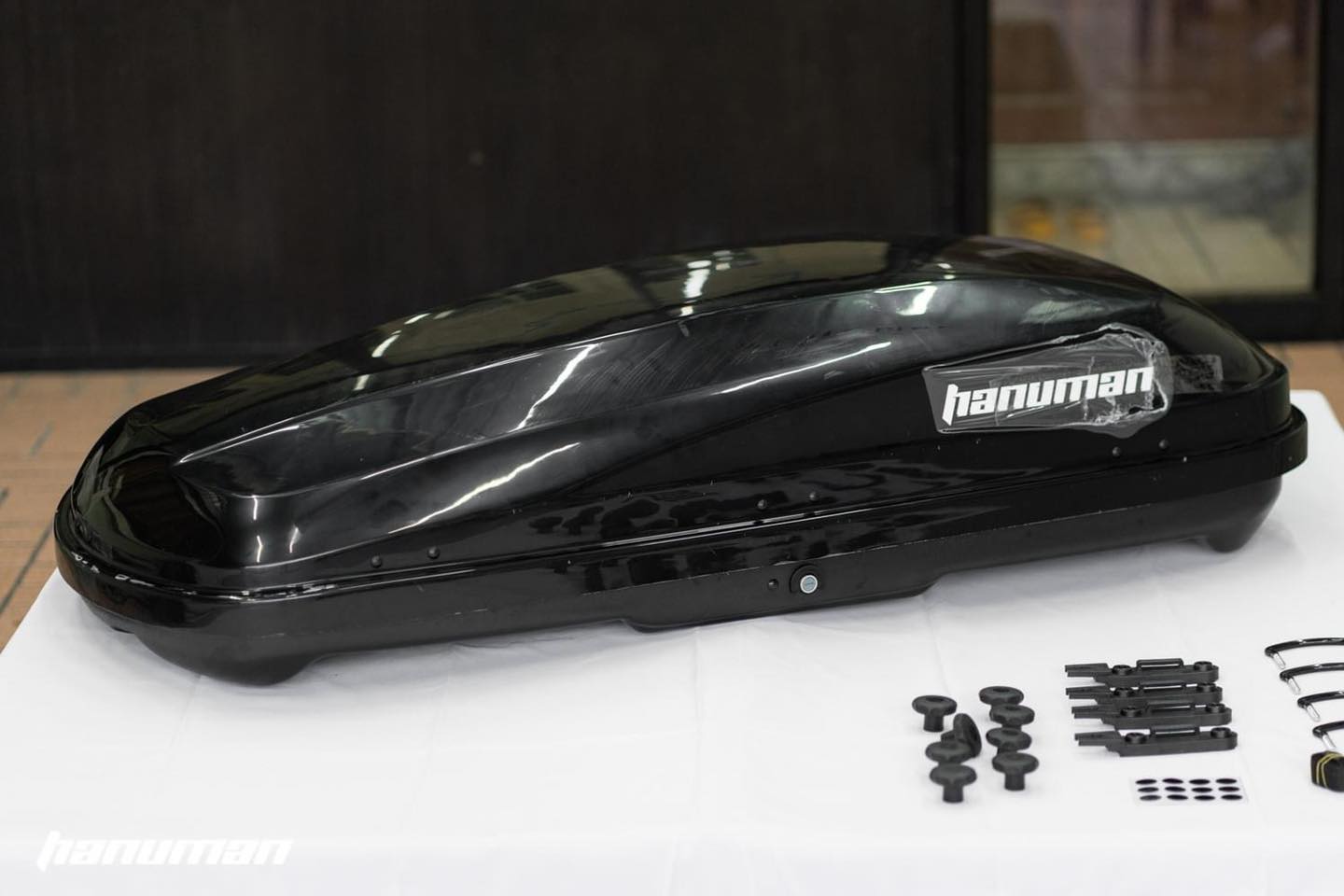 Hanuman Roof Box กล่องอเนกประสงค์วางบนหลังคา (ไม่รวมคานคู่พร้อมขาจับยึด)