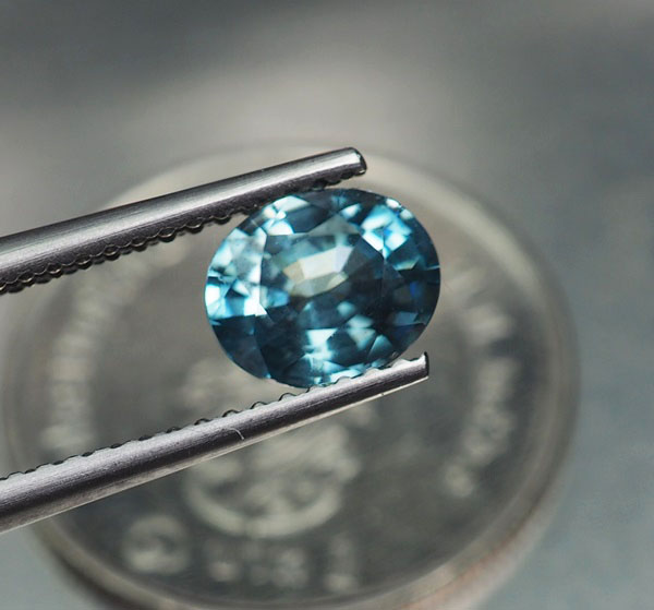 เพทายกัมพูชา 1.50 กะรัตสีน้ำทะเล