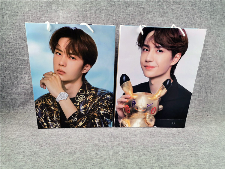 Photobook+กรอบรูป หวังอี้ป๋อ