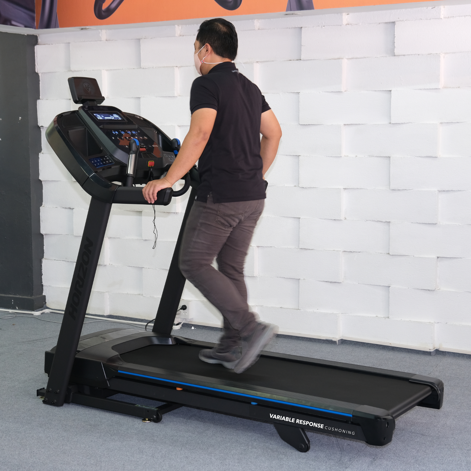 ลู่วิ่งไฟฟ้า HORIZON 7.0 AT