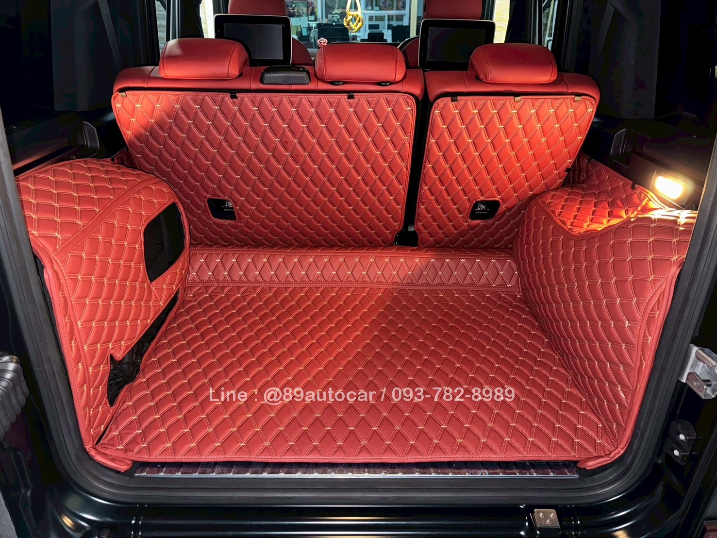 พรมรถยนต์ Benz G63 ปูพรมVVIP ด้ายคู่ สีแดงไวน์ด้ายทอง เต็มคัน