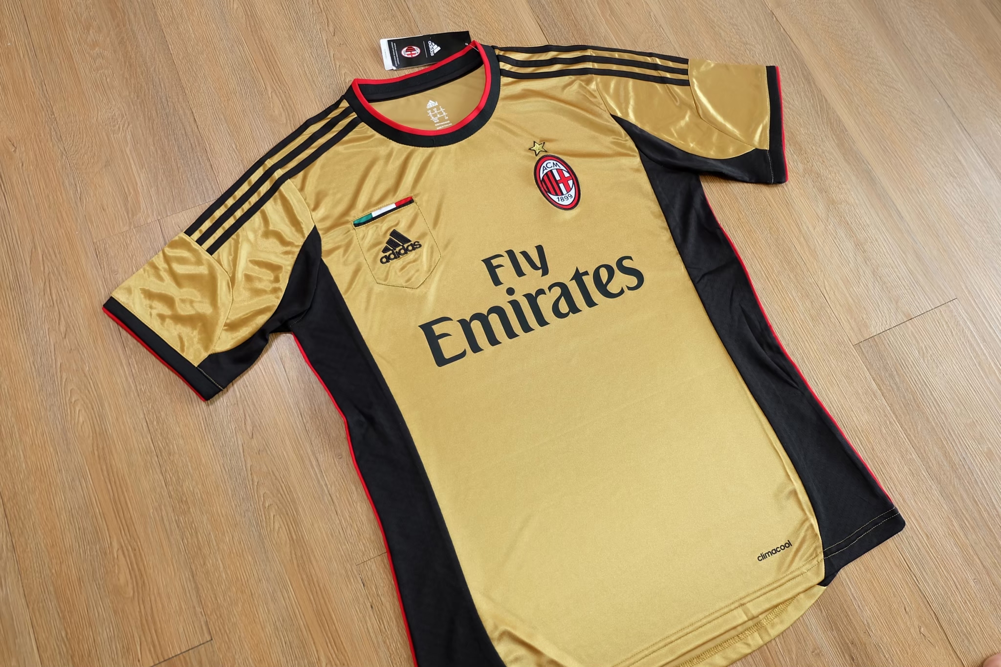 Ac Milan 2013/14 Third Retro Jersey เสื้อบอลย้อนยุคเอซีมิลาน