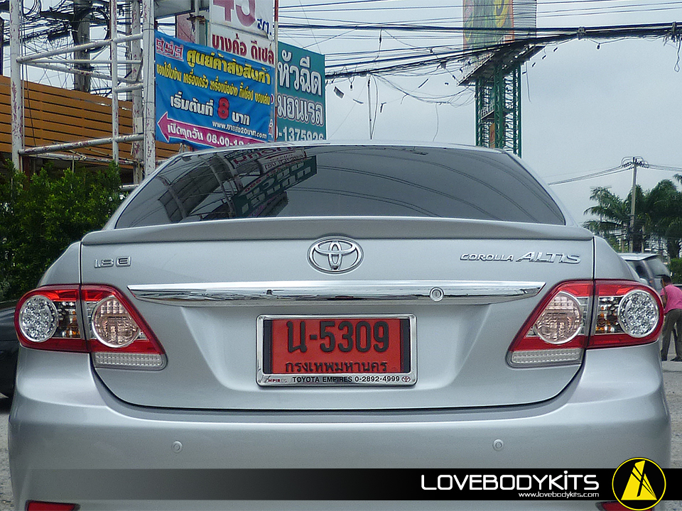 สปอยเลอร์แนบ : ALTIS 2010-2013