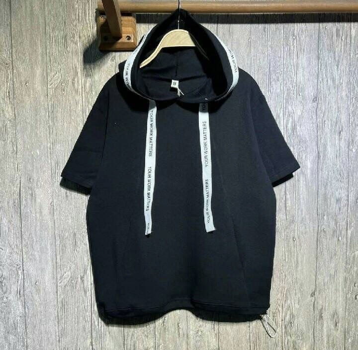เสื้อยืดฮู้ดแต่งกระเป๋า 9am