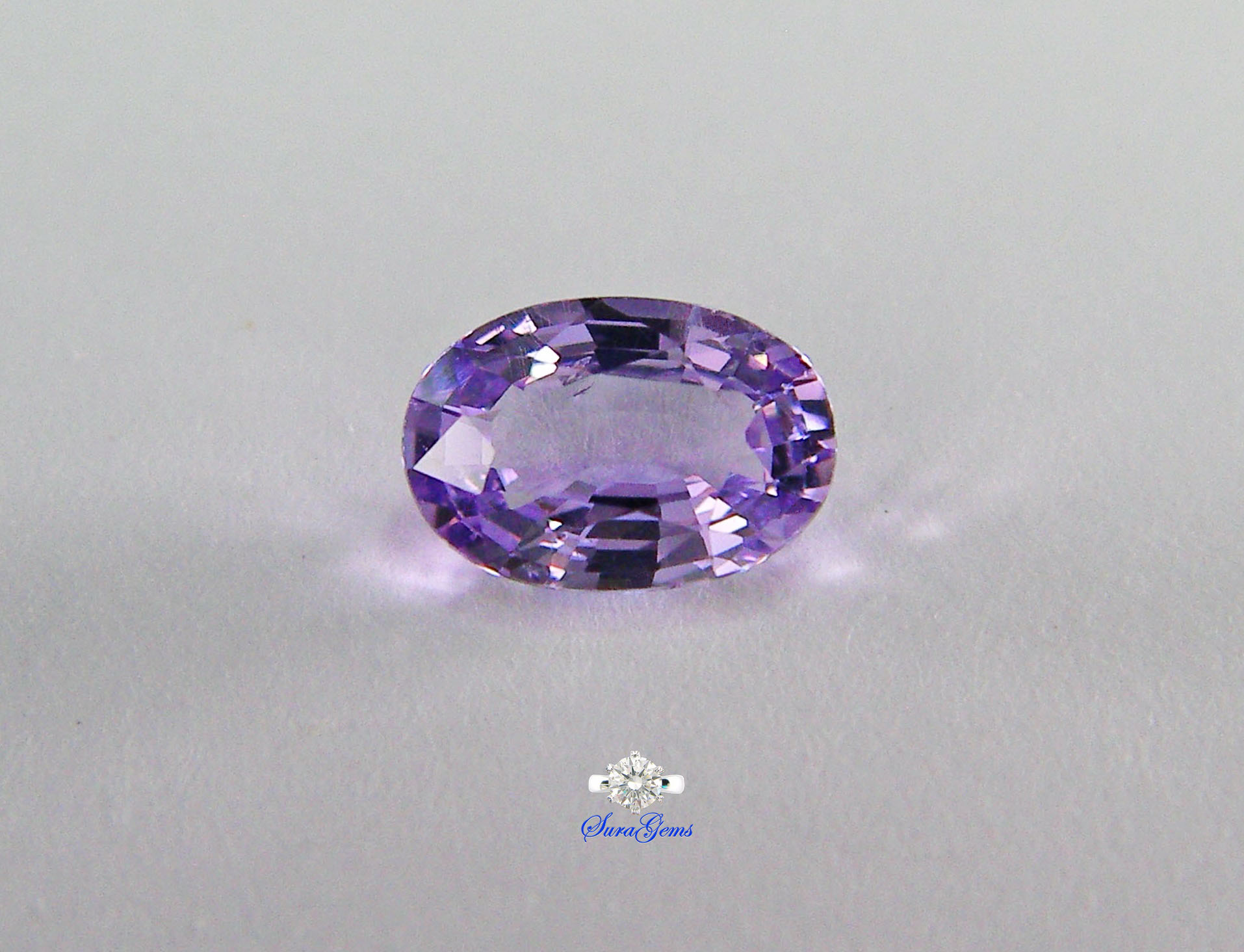 ชมพูม่วงแซฟไฟร์ ! ดิบ Pink Purple Sapphire 粉紫色藍寶石未加熱 weight 0.55 ct. Clarity VS .