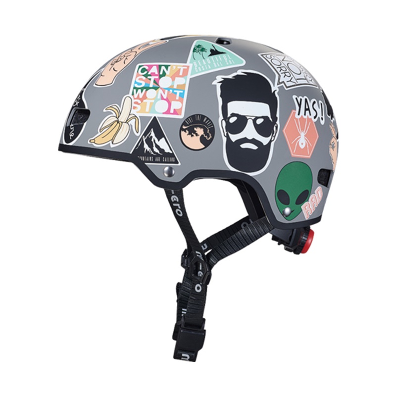 หมวกกันน็อคสำหรับเด็ก MICRO สีสันสดใส การออกแบบที่คำนึงถึงความสะดวกสบายและความปลอดภัย มีแผ่นโฟมหนาป้องกันแรงกระแทกได้ดี และสายรัดคางที่ปรับได้