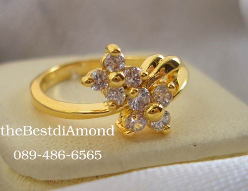 BR425+++แหวนเพชร cz ดอกไม้ 2 ดอก+++ดีไซน์น่ารัก เป็นแหวนดอกไม้ 2 ดอก ดูงดงาม อ่อนช้อย และเล่นไฟดีมากๆๆๆ ดอกไม้เล็กใหญ่ ต่างกันนิดหน่อย พองาม