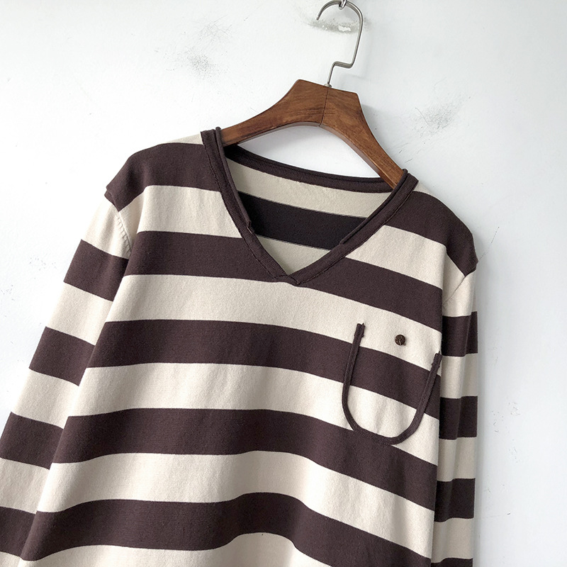 เสื้อยืดไหมพรมลายทาง