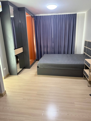 ให้เช่าซูม คอนโด 50 ชั้น 4 ห้อง 28 ตรม.เฟอร์ครบ ใกล้ ม.กรุงเทพฯ มีเครื่องซักผ้า พร้อมอยู่