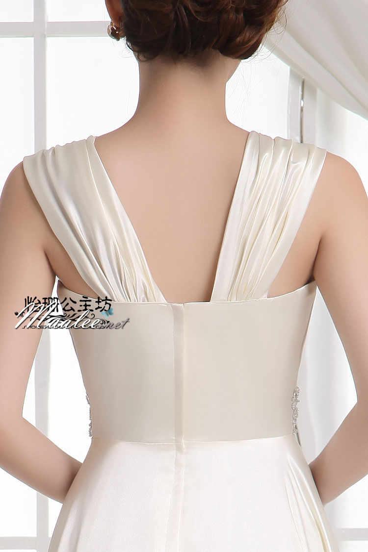 พร้อมส่ง ชุดราตรียาว สีครีม Champagne แบบเรียบหรู ปิดไหล่-เปิดไหล่ ได้ 2 แบบ