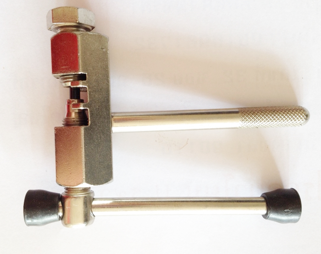 “BIKE HAND” ตัวตัดโซ่เล็ก. YC-329D