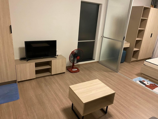 ให้เช่าคอนโดพาร์ค รามอินทรา ชั้น 8 ขนาด 29 ตร.ม.วิวสระ เฟอร์ครบ ใกล้รถไฟฟ้า