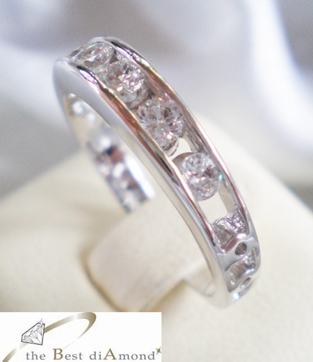 BR052RD+++แหวนแถวแบบหนีบ ฝังแบบห่างๆเล็กน้อย+++แบบเท่ห์ๆ สไตน์Modern จัดวางรูปแบบได้เฉี่ยว ทันสมัย ใส่แล้วสวยดีค่ะ ใส่ได้ทุกโอกาส ใส่ติดนิ้วได้สบาย