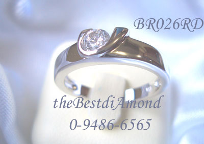 BR026RD แหวนน่ารักๆ ใส่เป็นแหวนคู่รักได้ ทำเป็นรุปเกือกม้า เพชรCZเล็กๆ ขนาด 30 ตัง แต่วิ๊งๆเล่นไฟ ใส่ติดนิ้วได้ทุกโอกาส ใส่ไปเรียน ทำงานได้สบาย