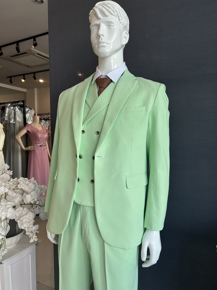 พร้อมเช่า ชุดสูทชาย สีเขียวพาสเทล 1 กระดุม (พร้อมเสื้อกั๊ก) ผ้า Cotton twill 100% ทอลายในตัว