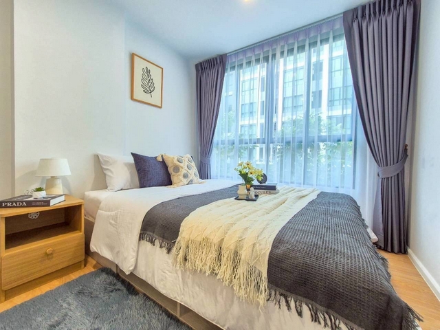 ให้เช่าคอนโดแอทโมซ คาแนล รังสิต ตึกC 28 ตร.ม.วิวสระ เฟอร์ครบ มีเครื่องซักผ้า ใกล้ฟิวเจอร์พาร์ค