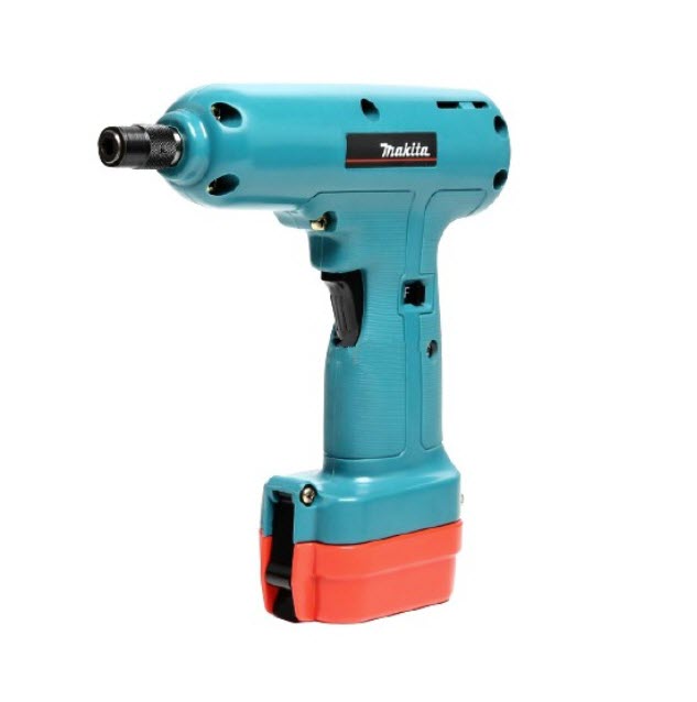 ไขควงกระแทกไร้สาย 9.6 โวลต์ Makita มากีต้า รุ่น 6901VDW (แท้) ##