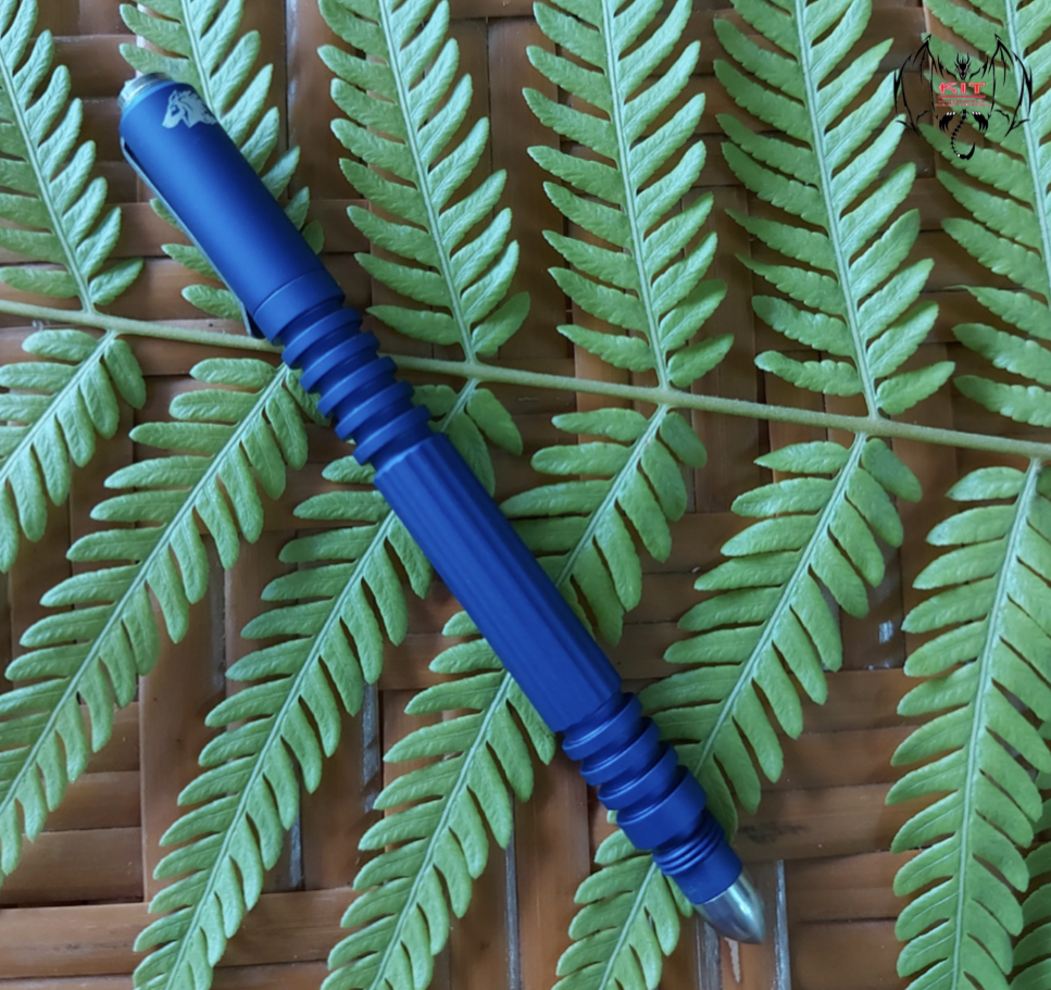Hinderer investigator pen aluminum matte Blue