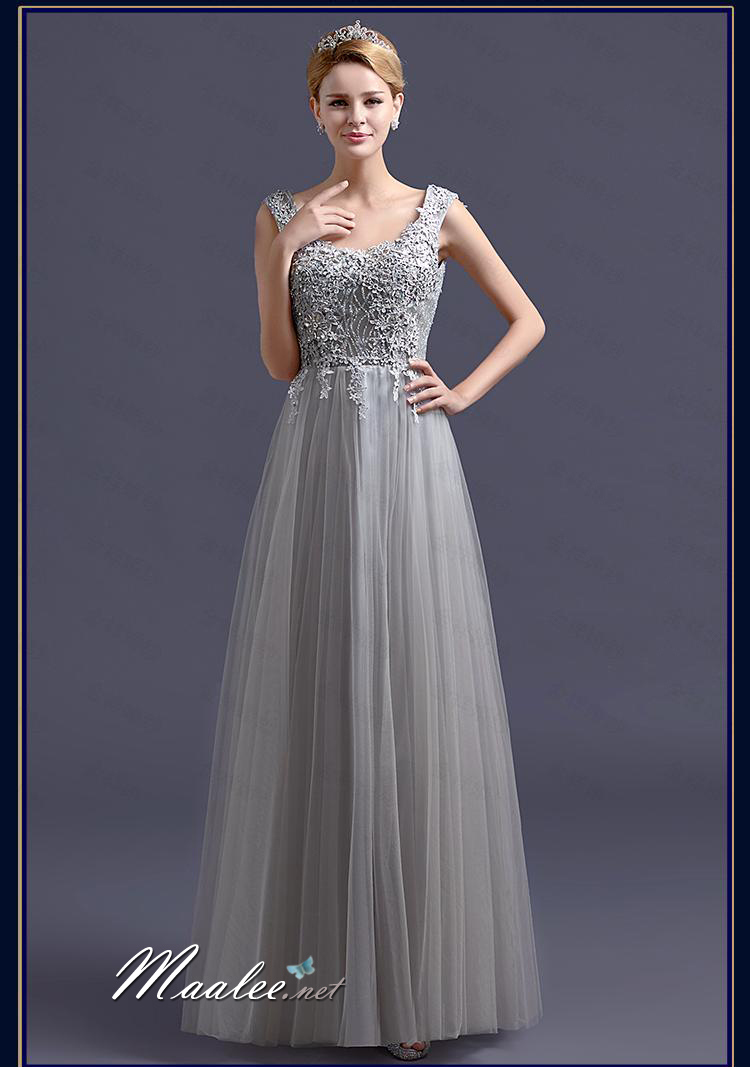 พร้อมเช่า ชุดราตรียาว แบบแขนกุด ช่วงอกปักลูกไม้แต่งลูกปัดหรู ตัวกระโปรงยาวผ้าตาข่าย สวยพริ้ว สีเทา