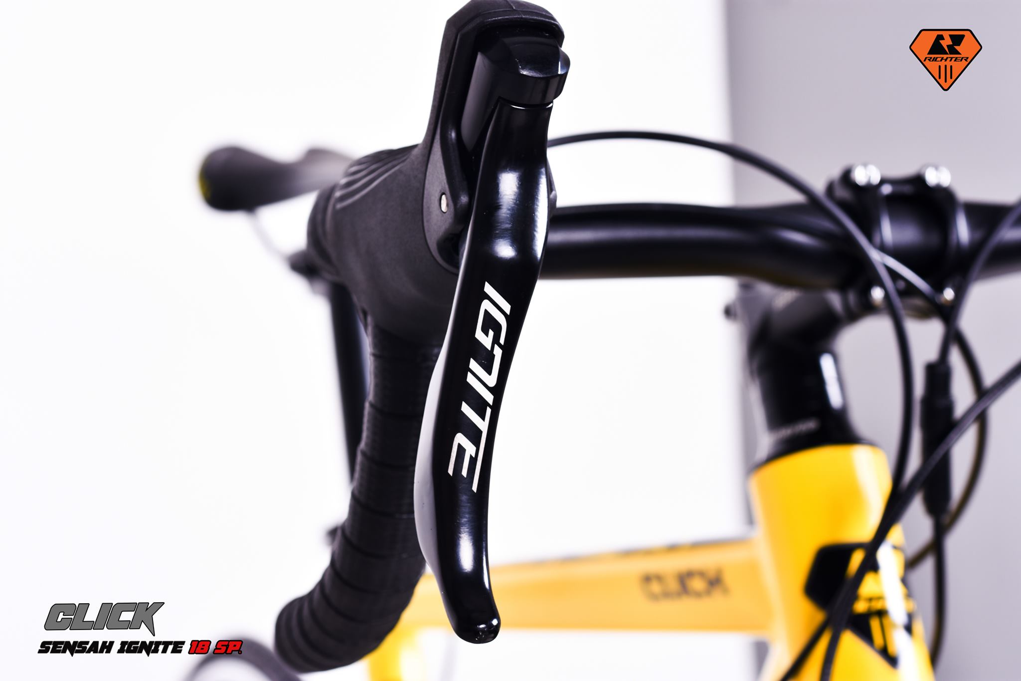 เสือหมอบ RICHTER รุ่น CLICK เฟรมอลู 18 สปีด ล้อ 700c 2023