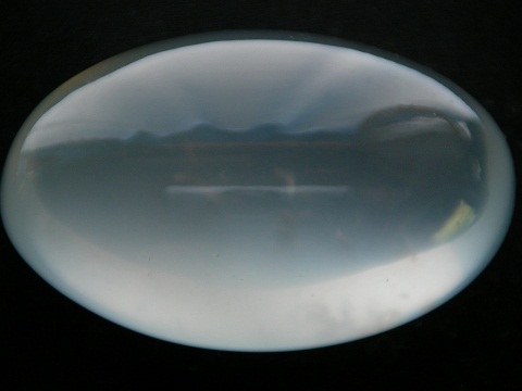 QU0008 QUARTZ โป่งข่ามสวยสะอาด หมอกมุงเมือง ออกเนื้อน้ำผึ้งขาว แก้เคล็ด แก้อาถรรพ์ให้โชคลาภ size 42 x 29 x 17 mm. พม่า