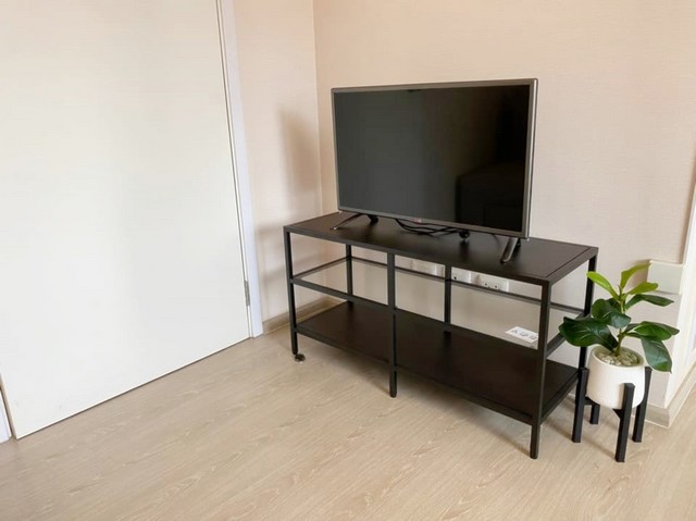 ให้เช่าพลัมคอนโด พาร์ค รังสิต ตึกC ขนาด 23 ตร.ม.เฟอร์ครบ มีเครื่องซักผ้า ใกล้ ม.กรุงเทพ