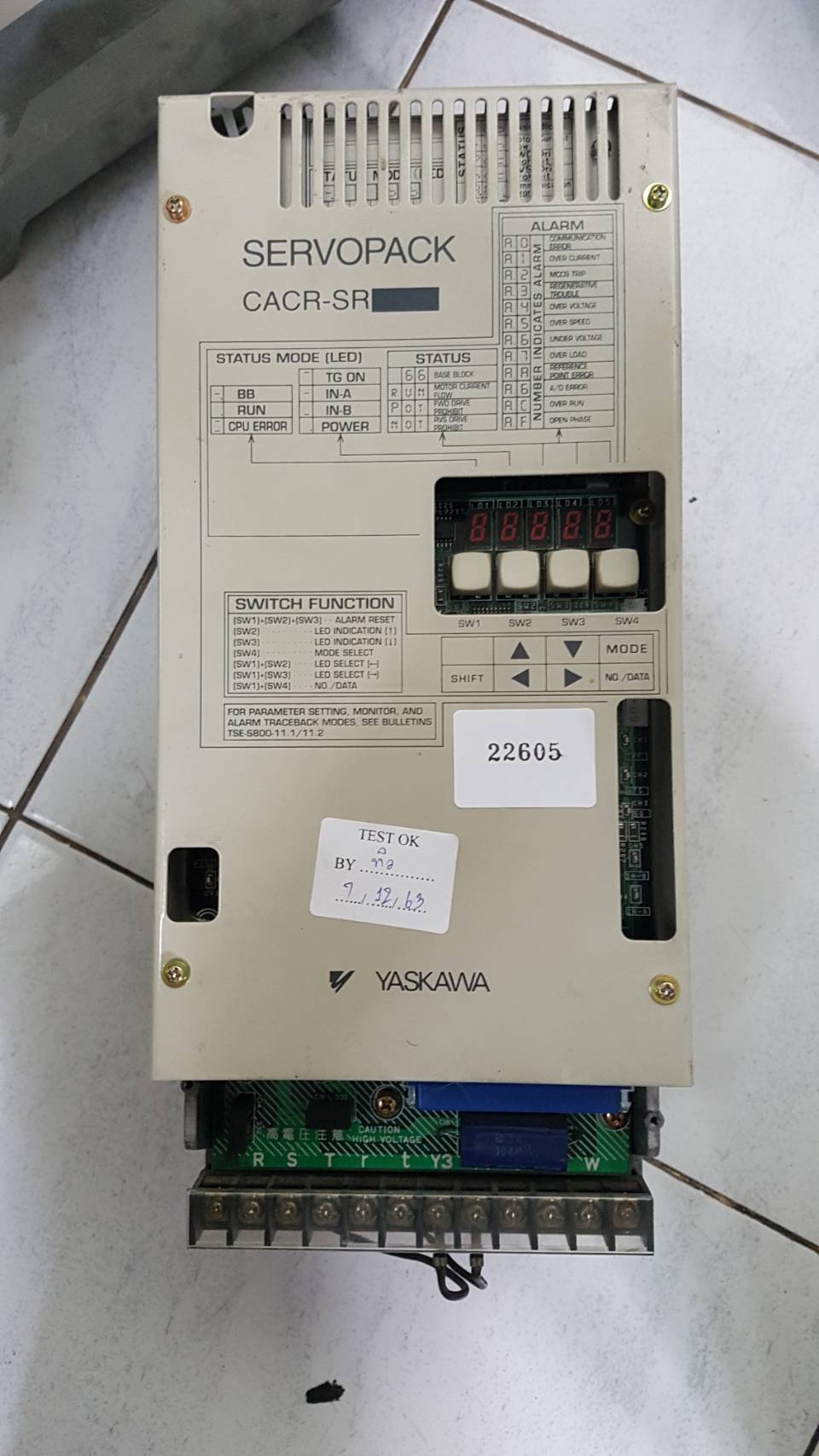 SERVO DRIVE “ YASKAWA ” รุ่น CACR-SR10BE12G-E
