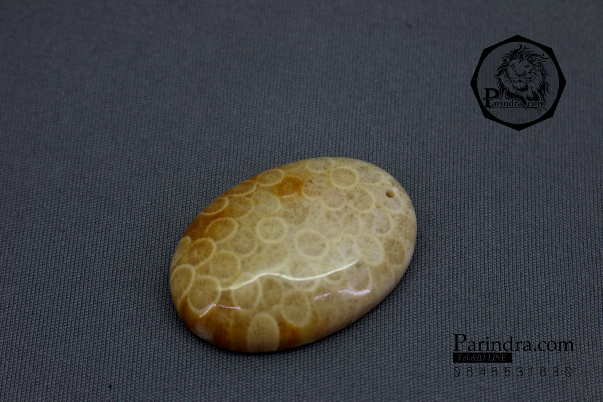 ฟอสซิลหินปะการังขัด Fossil Coral ใหญ่และหนา สำหรับห้อยคอ หรือ พวงกุญแจ คัดสวยพิเศษ #CRF013