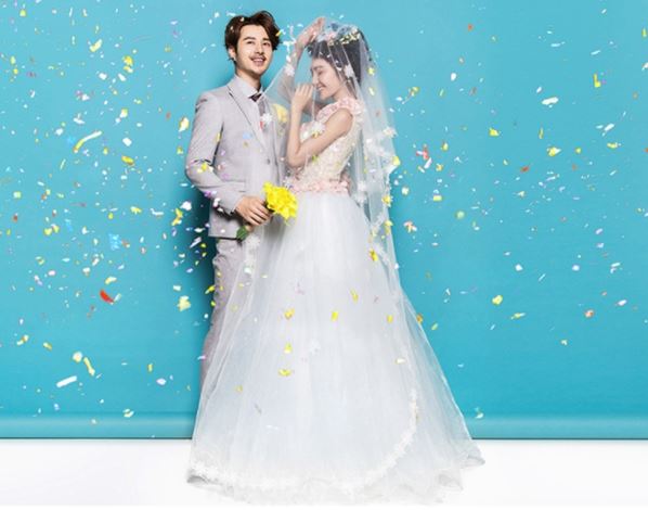 Pre-order ชุดสูทชาย สีเทาอ่อน