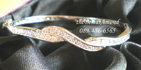 BB017RD+++กำไล 3 curves +++แบบเก๋ๆ ดีไซน์ดูดี ภูมิฐานแต่ไม่เวอร์ ดูดีมากๆๆ งานเหมือนร้านเพชรเลยค่ะ