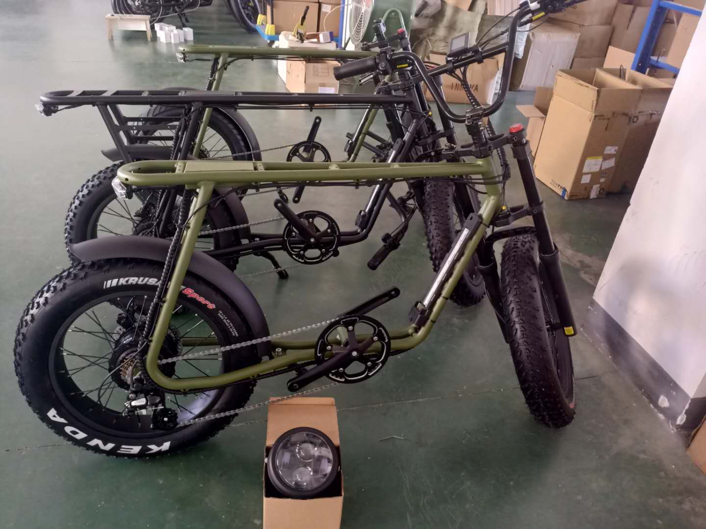 จักรยานไฟฟ้า LVCO MIA-I20, Electric motorcycle sports SUPER 73, 7 สปีด ล้อ 20 นิ้ว 750w/แบตลิเที่ยว, วิ่งได้ 30-60กม.เร็วสูงสุด 30กม/ชม.