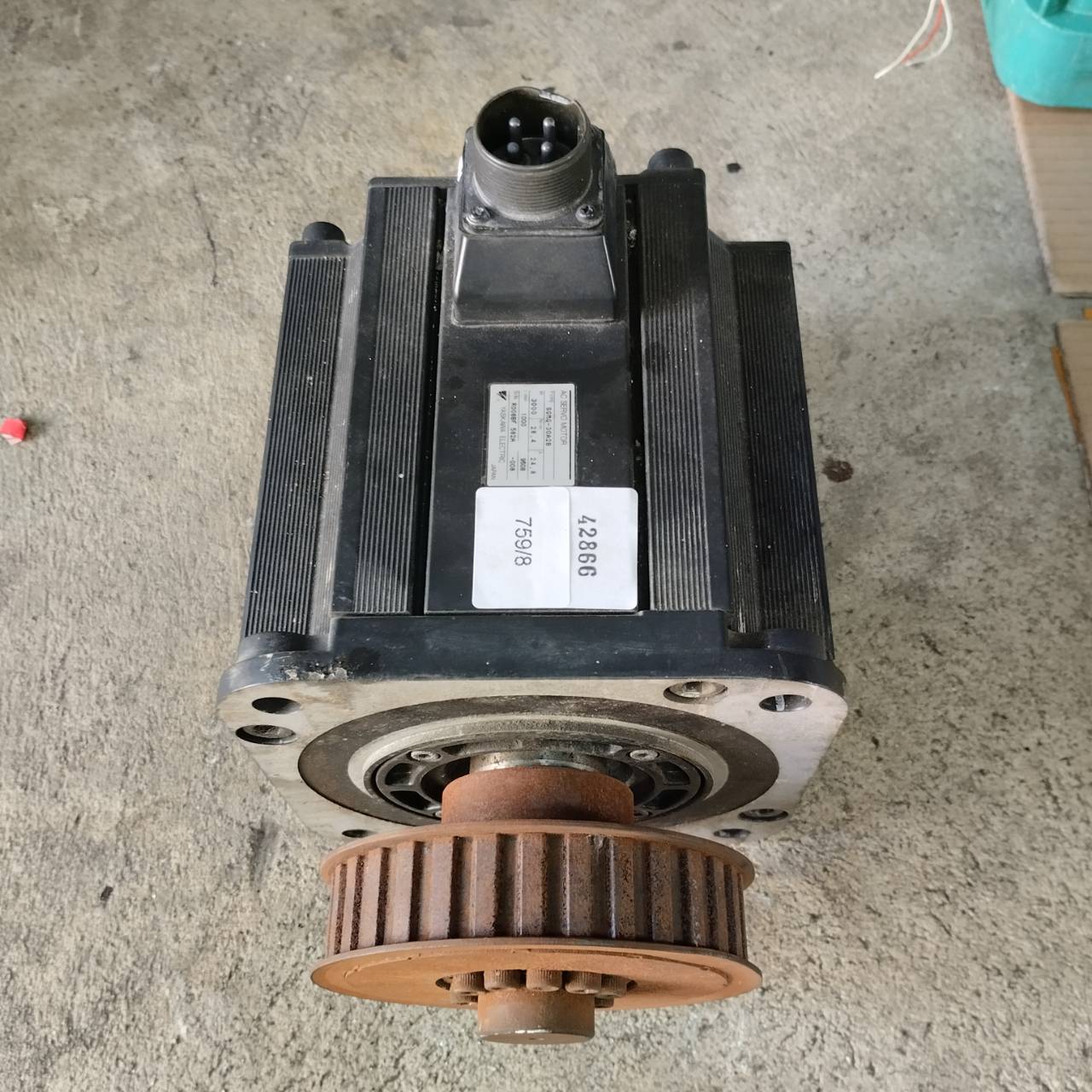 SGMG-30A2B SERVO MOTOR " YASKAWA "