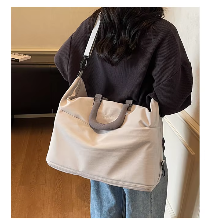 กระเป๋าผ้า Lulu สะพายข้าง รุ่น 886 ขนาด ก.42*ส.26* ก้น 22 ซม.