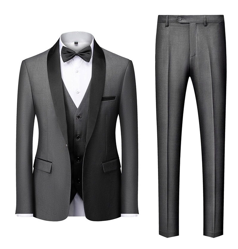 พร้อมเช่า ชุดสูททักซิโด้ สีเทา ปกกล้วย (พร้อมเสื้อกั๊ก) Tuxedo Suit with Shawl Collars