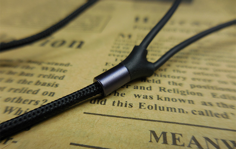 ขาย 1more C1002 หูฟัง2ไดรเวอร์ทรงแคปซูล