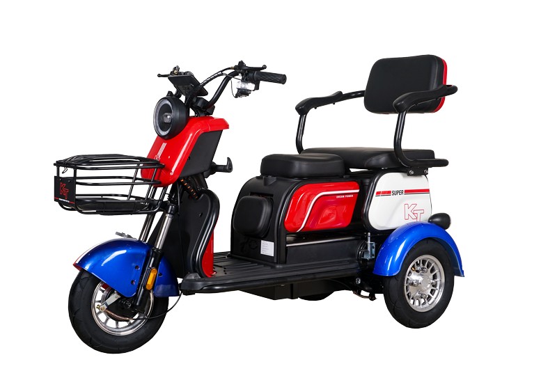 รถสกู๊ตเตอร์สามล้อไฟฟ้า KT รุ่น KT-X6 ขนาดมอเตอร์ 600 วัตต์ ขับได้ 40-50km./ต่อการชาจ์ท 1 ครั้ง แบตเตอรี่ 48V/20AH รุ่นใหม่ล่าสุด!!