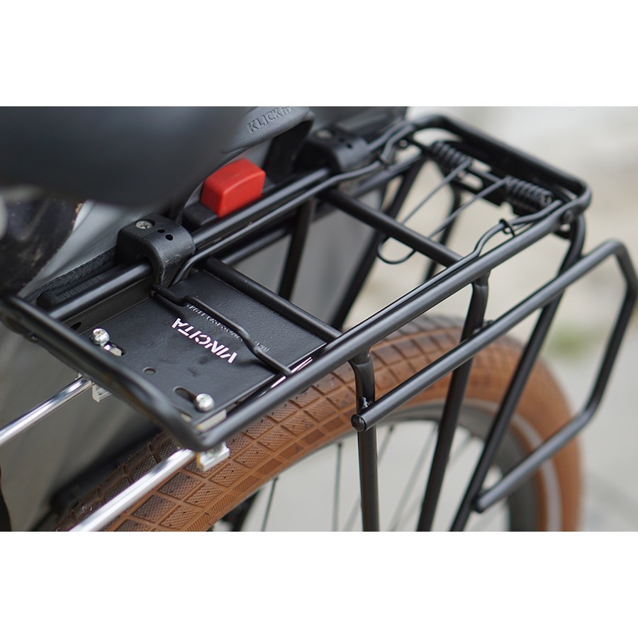 Vincita ตะแกรงหลังจักรยาน TOUR DISC สำหรับรถดิสเบรค สีดำ (C025) - สำหรับล้อ 26 นิ้ว ตะแกรงท้าย รับน้ำหนักได้ถึง 25 KG สำหรับล้อ 24-28 นิ้ว